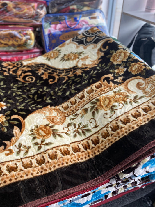 Elegant rug