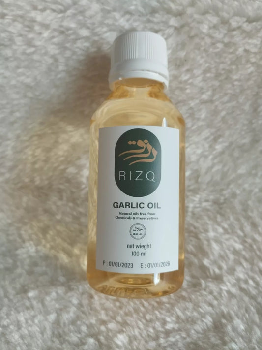Natural Garlic oil by RIZQ For hair - Hair oil
